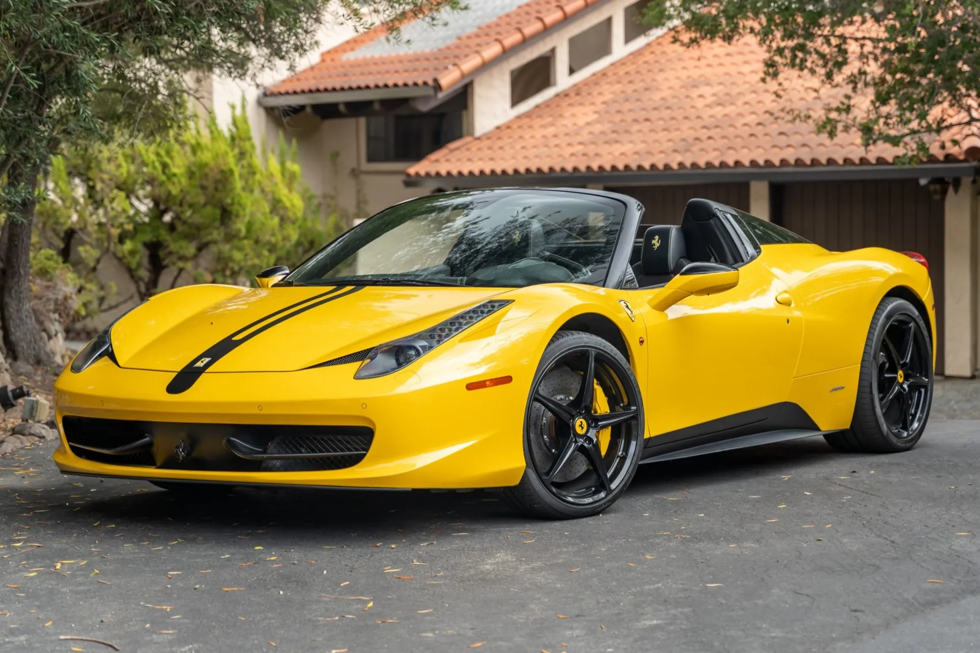2013 Ferrari 458 Spider VIN ZFF68NHA0D0189690 | Hagerty Valuation